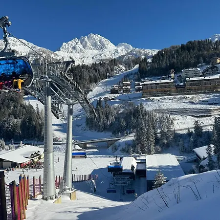 Bis 8 Personen Direkt An Der Skipiste Familienfreundlich , Summer World Appartamento *