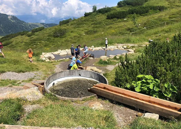 Bis 8 Personen Direkt An Der Skipiste Familienfreundlich , Summer World
